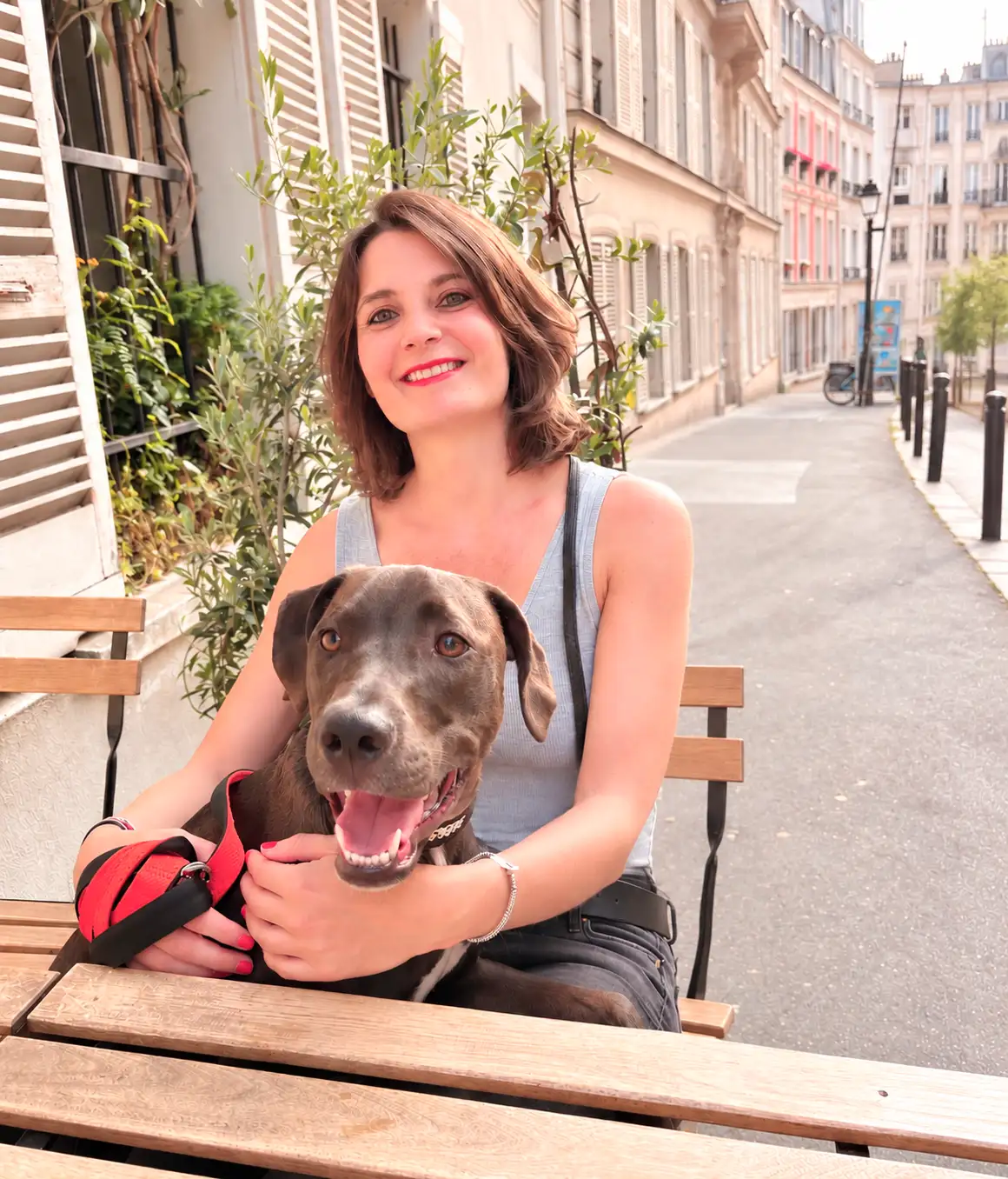 Portrait of Dorothée Casanova, relational and karmic astrologer